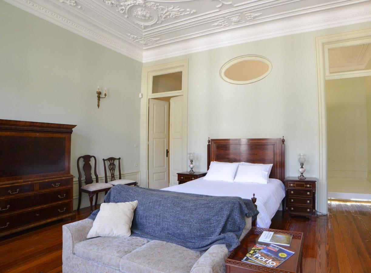 Maison des Amis Oporto Extérieur photo